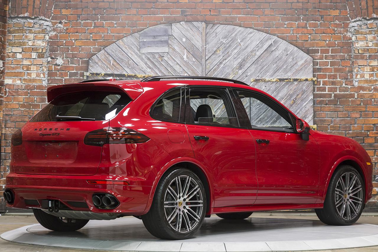 2016 Porsche Cayenne GTS